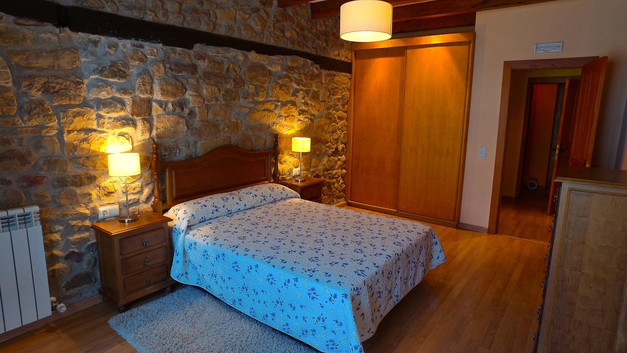Apartamentos Rurales Pedredo Arenas De Iguna Exterior photo